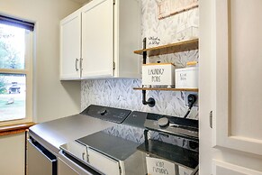 Charming Idaho Home w/ Hot Tub, Near Beaches!