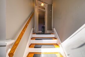 Cozy Roanoke Vacation Rental: 2 Mi to Downtown!