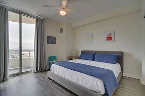 Beachfront Biloxi Condo: Balcony & Community Perks