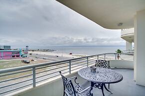 Beachfront Biloxi Condo: Balcony & Community Perks