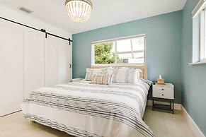 1 Mi to Pompano Beach: Home w/ Patio & Pool!