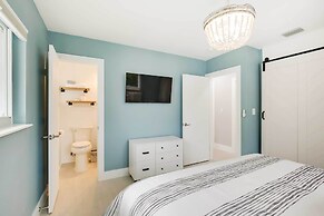 1 Mi to Pompano Beach: Home w/ Patio & Pool!