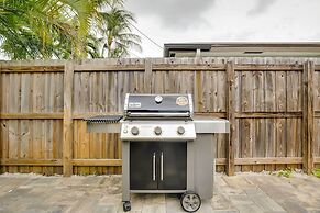 1 Mi to Pompano Beach: Home w/ Patio & Pool!