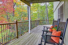 Black Mountain Cabin Apartment ~ 2 Mi to Downtown!
