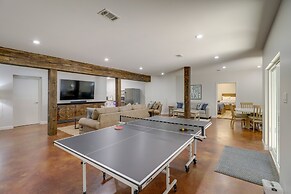 Luxury Lakefront Retreat w/ Deck & Patio!