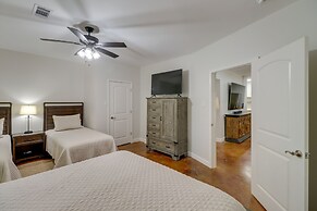 Luxury Lakefront Retreat w/ Deck & Patio!