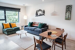 Wildflower Retreat-Revelstoke Vacations