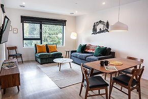 Wildflower Retreat-Revelstoke Vacations