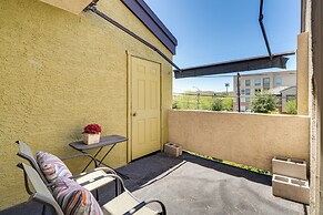 Phoenix Townhome w/ Community Pool - Near Golf!