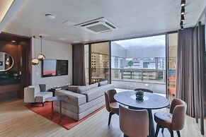 Loft alto padrão com varanda