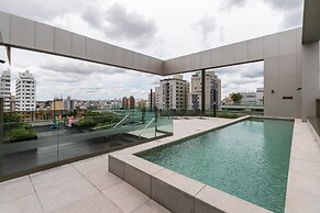 Loft alto padrão com varanda