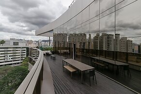 Loft alto padrão com varanda