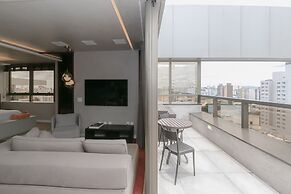 Loft alto padrão com varanda