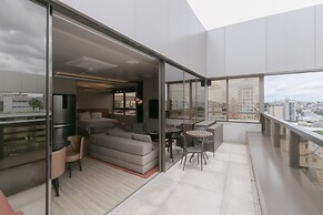 Loft alto padrão com varanda