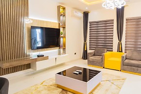 Immaculate 4-bed Apartment in Lekki