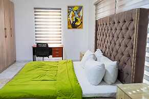 Stunning 2-bed Apartment in Lekki