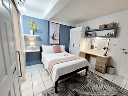 Silver View Apartments