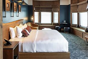 Hotel Renegade