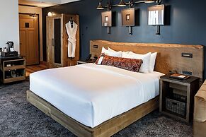Hotel Renegade