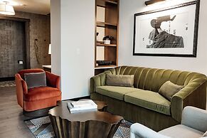 Hotel Renegade