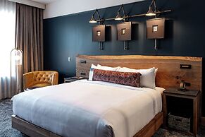 Hotel Renegade