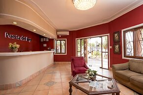 Hotel Puerta del Rey