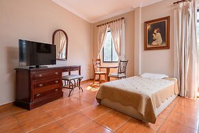 Hotel Puerta del Rey
