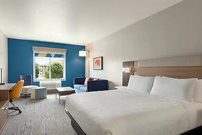 Holiday Inn Express and Suites Bessemer Birmingham SW by IHG