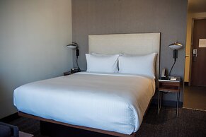 Courtyard By Marriott Lake City