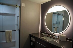 Courtyard By Marriott Lake City