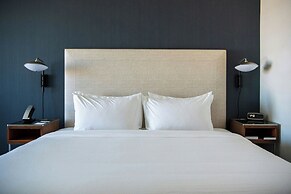 Courtyard By Marriott Lake City