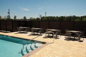 Courtyard By Marriott Lake City