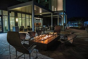 Courtyard By Marriott Lake City