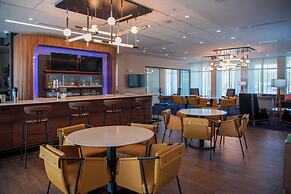 Courtyard By Marriott Lake City