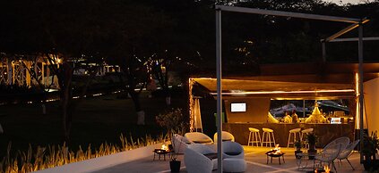 Tunas & Cabras Hotel