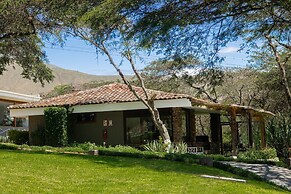 Tunas & Cabras Hotel