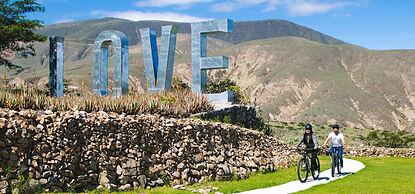 Tunas & Cabras Hotel