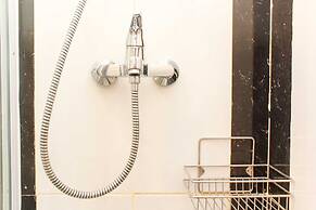 Comfort Living Studio Apartment At Grand Kamala Lagoon Near Shopping C