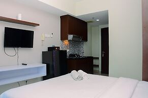 Modern And Comfy Studio At Grand Dhika City Apartment