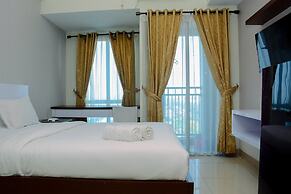 Modern And Comfy Studio At Grand Dhika City Apartment