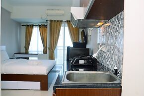 Modern And Comfy Studio At Grand Dhika City Apartment