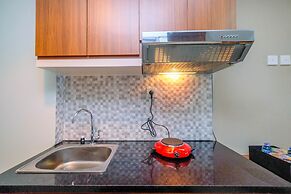 Homey And Relaxing Studio Grand Dhika City Apartment
