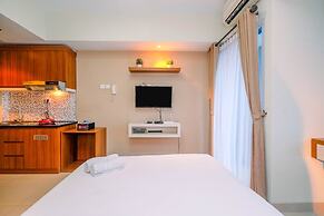 Homey And Relaxing Studio Grand Dhika City Apartment