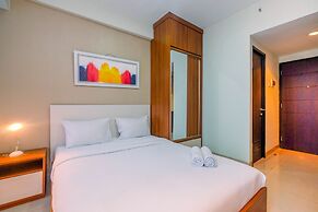 Homey And Relaxing Studio Grand Dhika City Apartment
