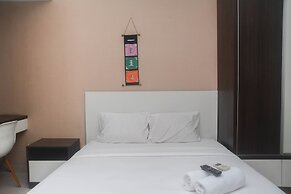 Homey And Minimalist Studio Grand Dhika City Apartment