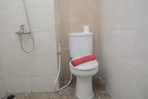 Homey And Minimalist Studio Grand Dhika City Apartment