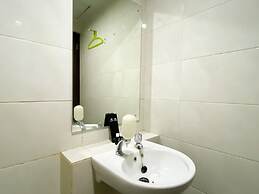 Cozy Studio At 20Th Fl Grand Dhika City Apartment