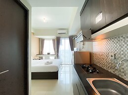 Cozy Studio At 20Th Fl Grand Dhika City Apartment