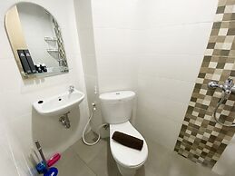 Minimalist And Homey Studio The Alton Apartment