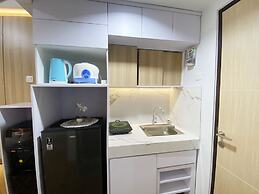 Minimalist And Homey Studio The Alton Apartment